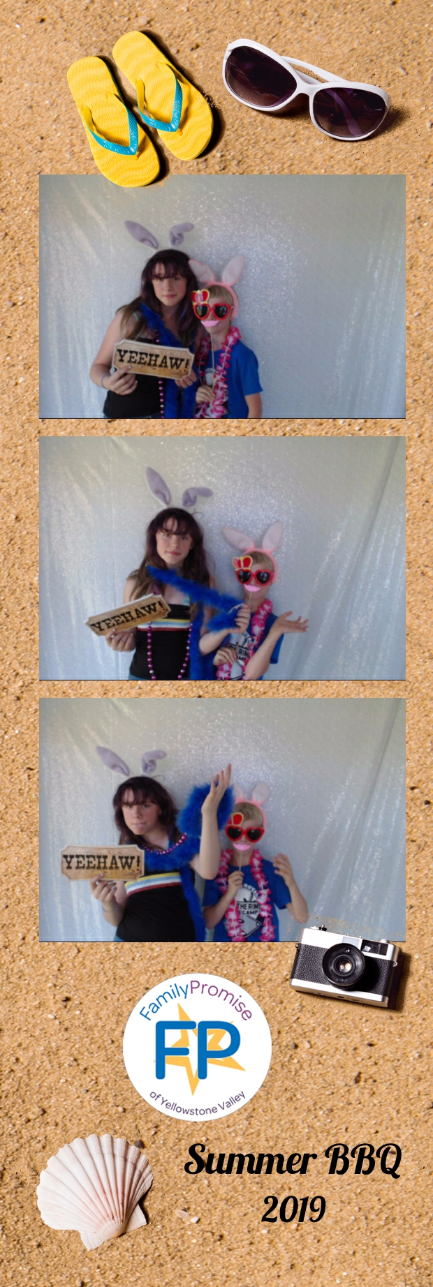 Family BBQ | View more photos from the event at gallery.photoboothbillings.com/u/PhotoBoothBillings/Family-BBQ